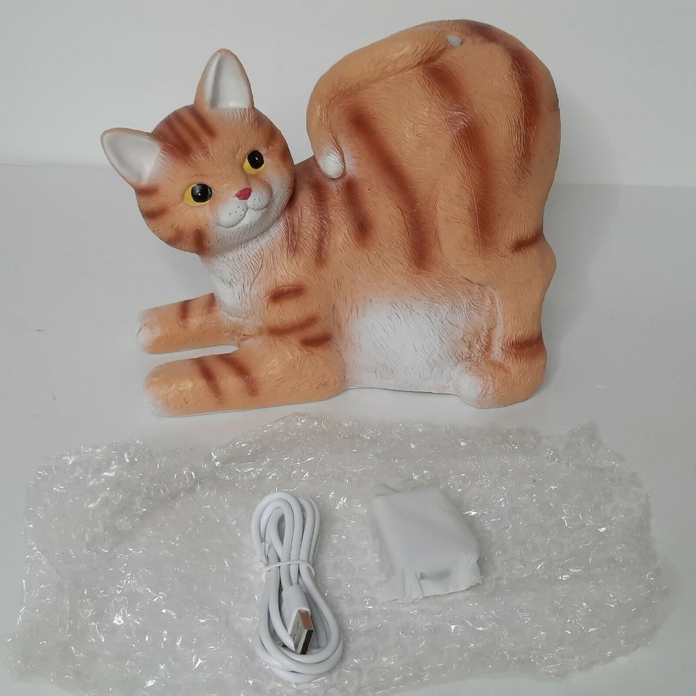Cat Butt Essential Oil Diffuser Funny Kitten Novelty Gift Unisex Adult D… - Picture 4 of 7